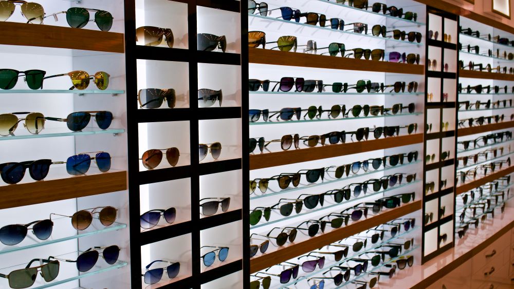 How to Turn Your Sunglasses Store Into a Shopping Destination